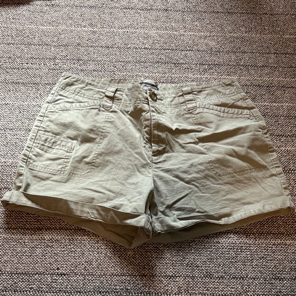 Dockers Women's Olive Cargo Shorts